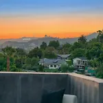 Unique Home With Stunning Views In The Heart Of Los Angeles, Ca, Silverlake!