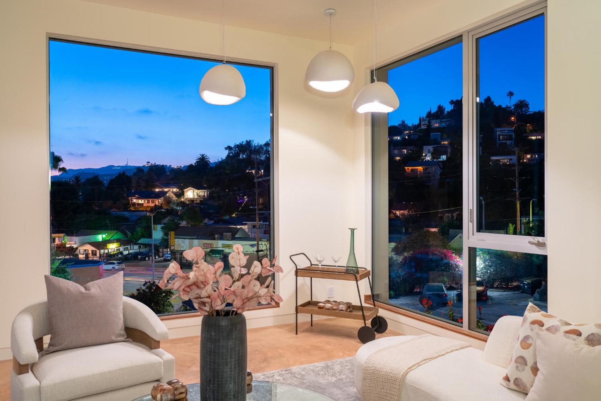 Unique With Stunning Views In The Heart Of Angeles, Ca, Silverlake! Los Angeles